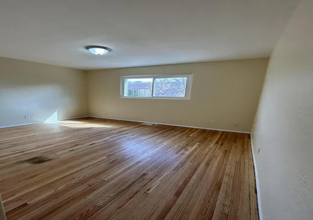 Photo 2 of Sale Pending at 1029 Palomas Dr Se #A-D, Albuquerque, NM 87108 | MLS# 1108100 | Listing updated on 2026-08-18