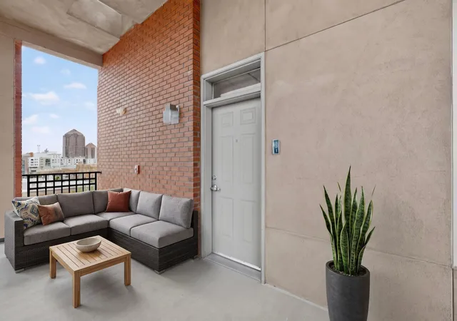 Photo 4 of Condo for sale at 400 Central Ave SE #301, Albuquerque, NM 87102 | MLS# 1108105 | Listing updated on 2026-08-13