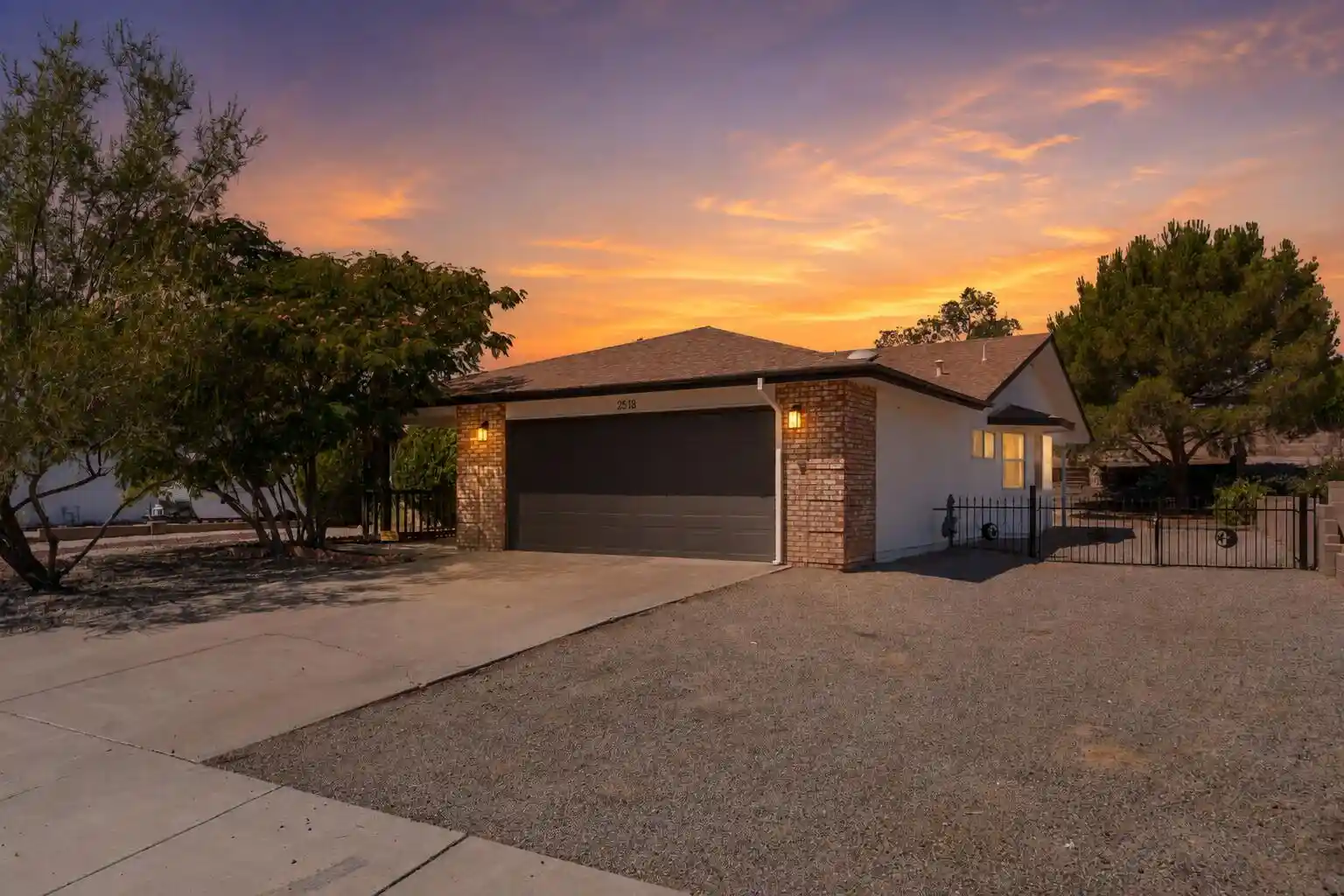 Photo 1 of Sale Pending at 2513 Twin Buttes Dr Ne, Rio Rancho, NM 87144 | MLS# 1108113 | Listing updated on 2026-10-21