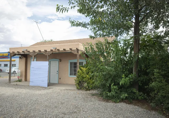 2nd image of 517 E Reinken Ave, Belen, NM 87002 | MLS# 1108115