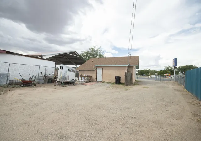 31st image of 517 E Reinken Ave, Belen, NM 87002 | MLS# 1108115