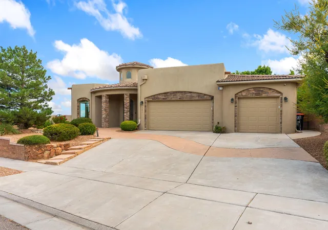 Photo 2 of Sale Pending at 5000 Sevilla Ave Nw, Albuquerque, NM 87120 | MLS# 1108123 | Listing updated on 2026-08-10