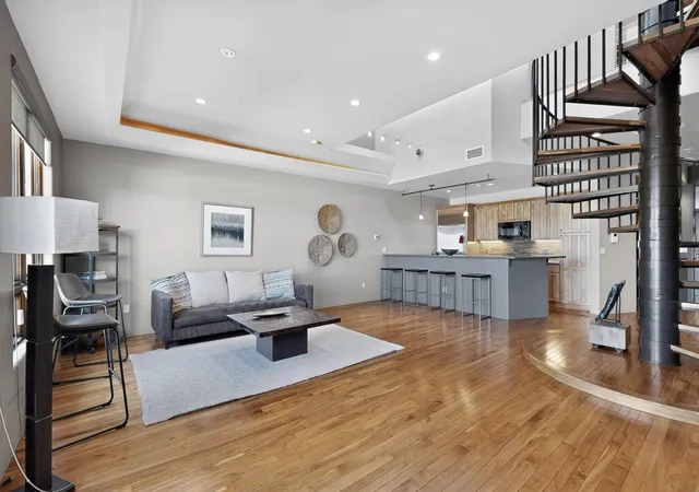 Photo 2 of Condo for sale at 3339 Central Ave Ne #309, Albuquerque, NM 87106 | MLS# 1108144 | Listing updated on 2026-08-15