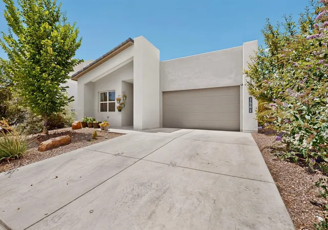 Photo 3 of Single family home for sale at 1561 Corta Cantera Sw, Los Lunas, NM 87031 | MLS# 1108154 | Listing updated on 2026-08-03
