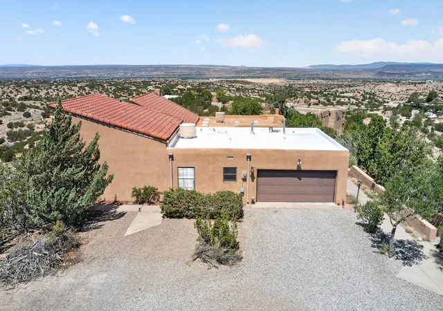 Photo 2 of Sale Pending at 47 Yucca Ln, Placitas, NM 87043 | MLS# 1108167 | Listing updated on 2026-08-28