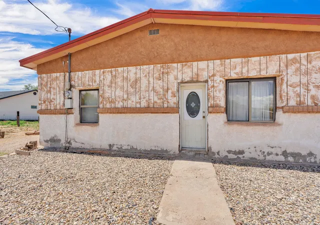 Photo 3 of Single family home for sale at 633 Wisconsin St, Belen, NM 87002 | MLS# 1108172 | Listing updated on 2026-08-03