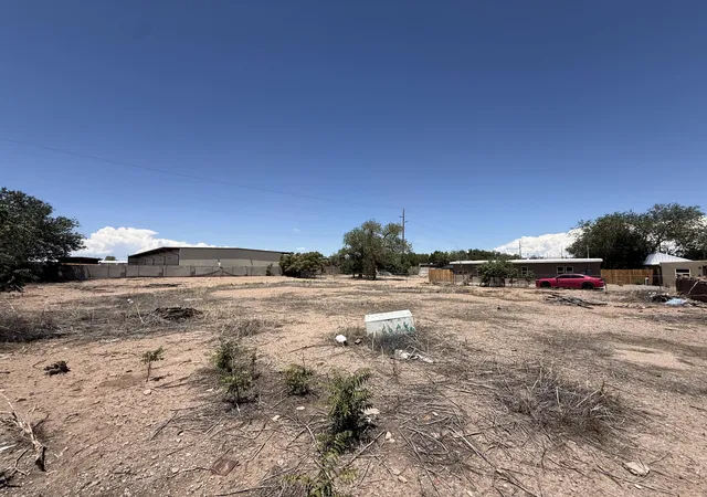3rd image of 1315 15Th St Nw, Albuquerque, NM 87104 | MLS# 1108194