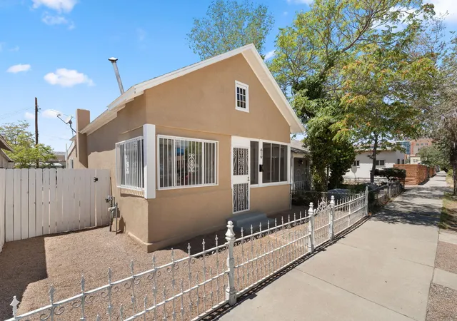 3rd image of 619 5Th St Sw, Albuquerque, NM 87102 | MLS# 1108211