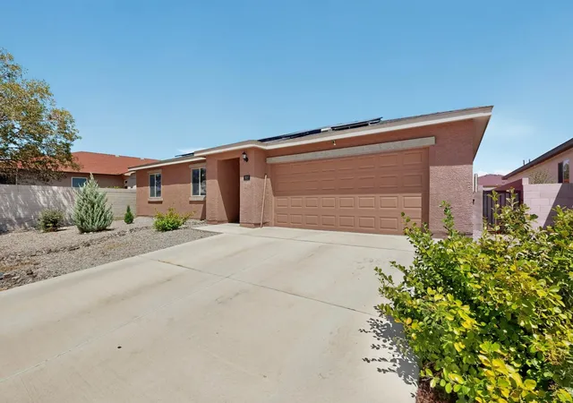 Photo 3 of Single family home for sale at 902 Camino De Las Violeta, Belen, NM 87002 | MLS# 1108237 | Listing updated on 2026-10-01