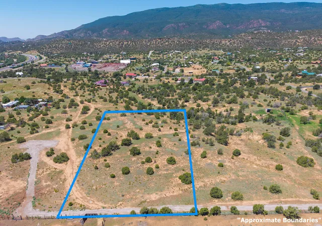 2nd image of 206 Rincon Loop Rd, Tijeras, NM 87059 | MLS# 1108240
