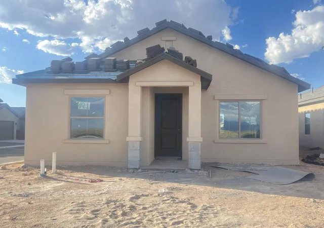 Photo 1 of Single family home for sale at 1913 Stryker Rd Se, Albuquerque, NM 87106 | MLS# 1108176 | Listing updated on 2026-08-20