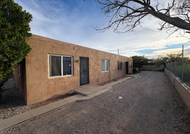 1st image of 119 Charleston St Se, Albuquerque, NM 87108 | MLS# 1108252