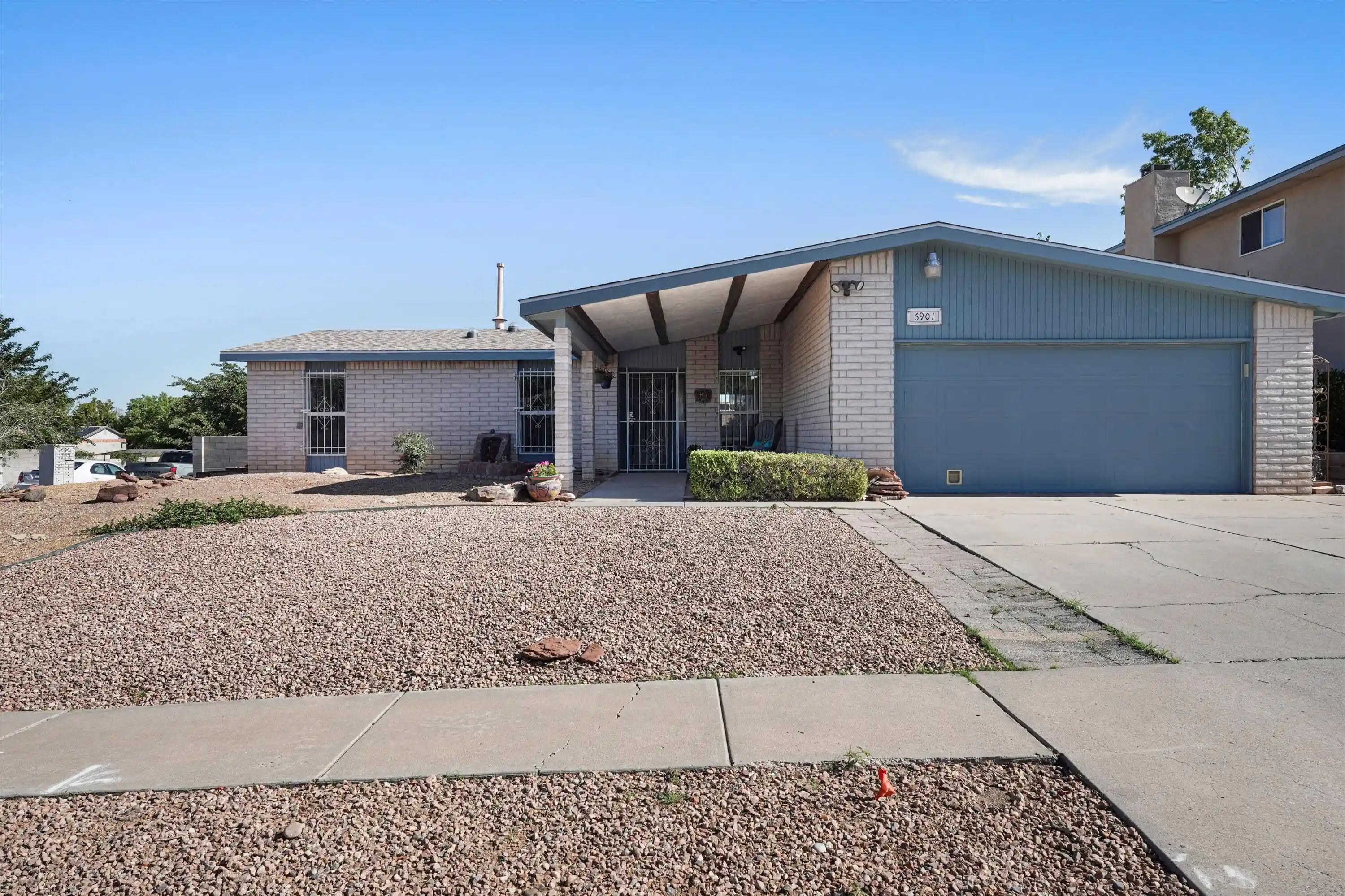 Photo 1 of Sale Pending at 6901 Gisele Dr Ne, Albuquerque, NM 87109 | MLS# 1108254 | Listing updated on 2026-10-19