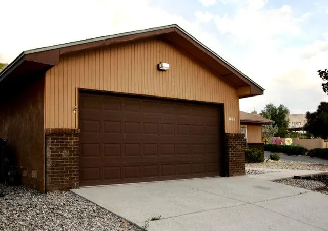 Photo 2 of Single family home for sale at 1100 Turner Dr Ne, Albuquerque, NM 87123 | MLS# 1108294 | Listing updated on 2026-08-01