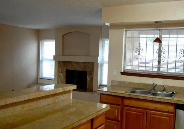 Photo 4 of Single family home for sale at 1100 Turner Dr NE, Albuquerque, NM 87123 | MLS# 1108294 | Listing updated on 2026-08-01