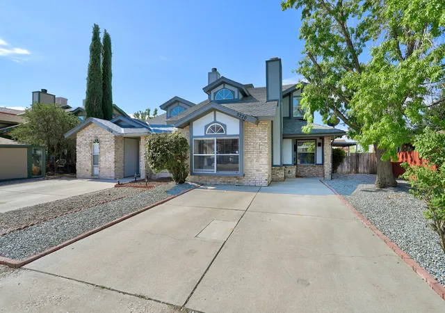 Photo 1 of Sale Pending at 5220 Chuckwagon Trl Nw, Albuquerque, NM 87120 | MLS# 1108307 | Listing updated on 2026-08-27