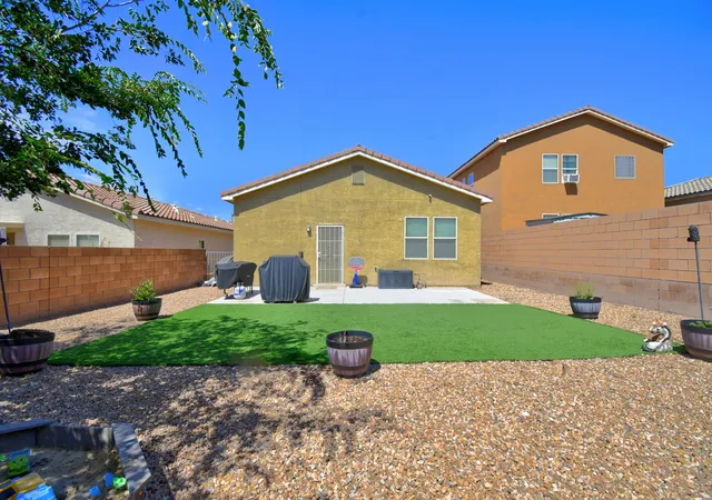 Photo 2 of Sale Pending at 2227 Vista De Colinas Dr Se, Rio Rancho, NM 87124 | MLS# 1108342 | Listing updated on 2026-08-05