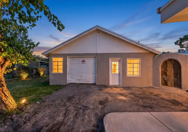 Photo 2 of Single family home for sale at 915 N Gabaldon Rd, Belen, NM 87002 | MLS# 1108354 | Listing updated on 2026-08-17