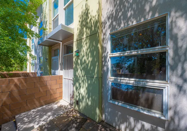 Photo 2 of Condo for sale at 702 Broadway Blvd Se #7, Albuquerque, NM 87102 | MLS# 1108356 | Listing updated on 2026-08-21