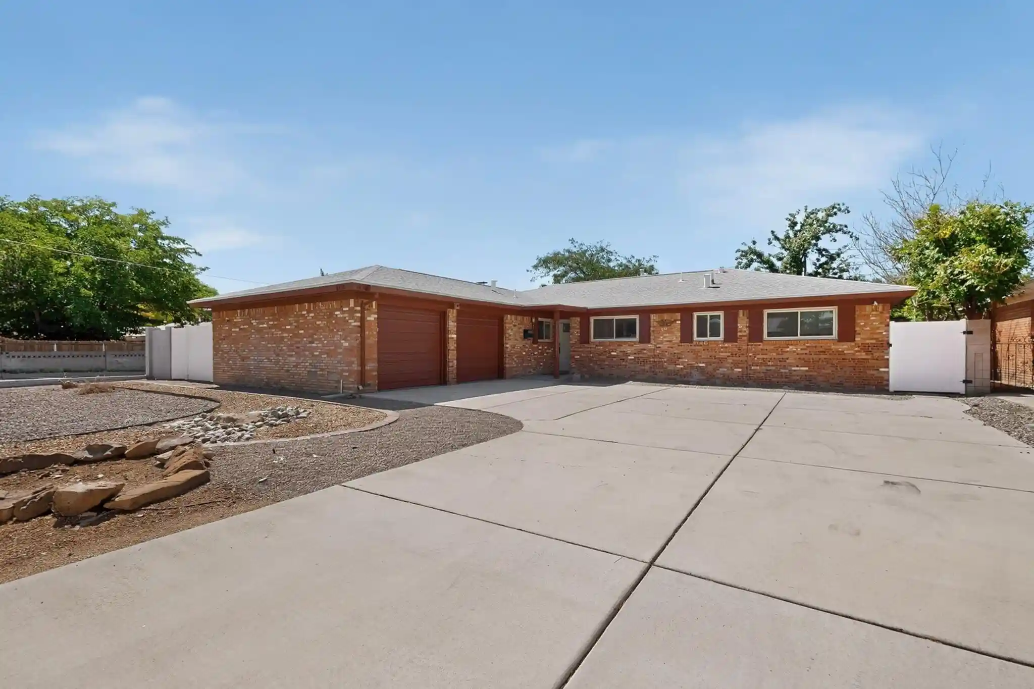 Photo 1 of Single family home for sale at 8432 Palo Duro Ave Ne, Albuquerque, NM 87111 | MLS# 1108408 | Listing updated on 2026-10-21