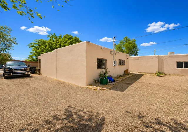 Photo 2 of Multi family home for sale at 616 & 618 Mesilla St Se, Albuquerque, NM 87108 | MLS# 1108479 | Listing updated on 2026-08-04