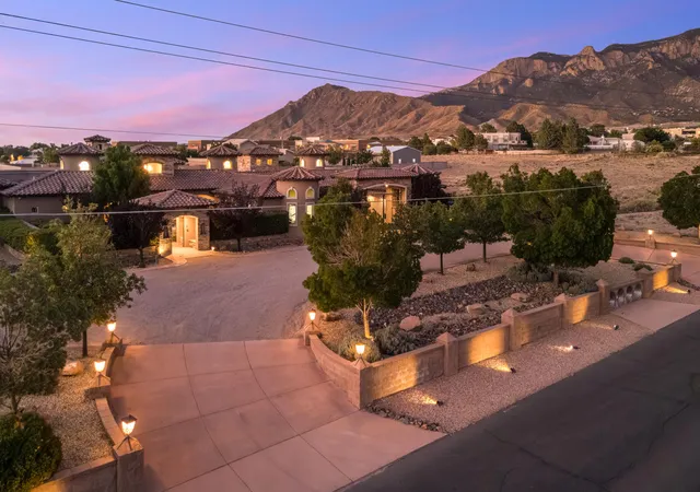 2nd image of 8801 Glendale Ave Ne, Albuquerque, NM 87122 | MLS# 1108486