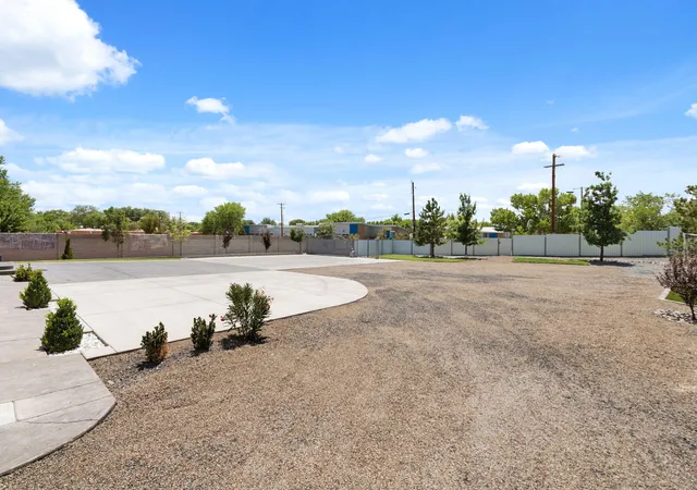 Photo 4 of Manufactured home for sale at 3447 Blake Rd SW, Albuquerque, NM 87105 | MLS# 1108491 | Listing updated on 2026-08-14