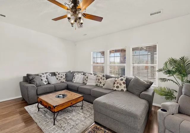 Photo 3 of Single family home for sale at 6512 Hurley Ct Ne, Rio Rancho, NM 87144 | MLS# 1108497 | Listing updated on 2026-08-04