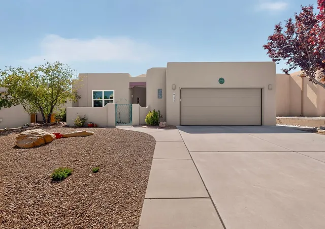 Photo 2 of Sale Pending at 1370 Tiffany Ln Se, Rio Rancho, NM 87124 | MLS# 1108501 | Listing updated on 2026-08-16