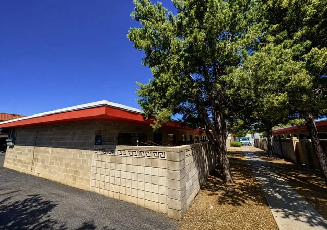 Photo 3 of Multi family home for sale at 631 & 633 Mesilla St Se, Albuquerque, NM 87108 | MLS# 1108552 | Listing updated on 2026-08-05