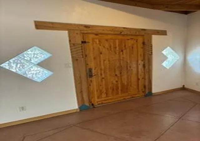 Photo 3 of Single family home for sale at 1141 Tapia Blvd Sw, Albuquerque, NM 87105 | MLS# 1108578 | Listing updated on 2026-08-15