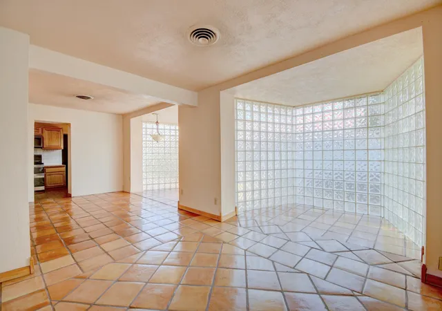 Photo 4 of Single family home for sale at 1141 Tapia Blvd SW, Albuquerque, NM 87105 | MLS# 1108578 | Listing updated on 2026-08-15