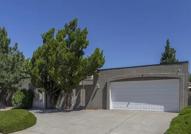 Photo 4 of Single family home for sale at 7413 El Morro Rd NE, Albuquerque, NM 87109 | MLS# 1108586 | Listing updated on 2026-08-26