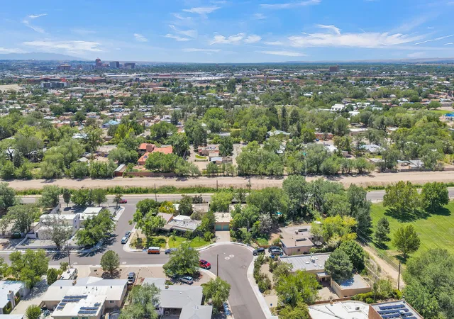 59th image of 33 Garden Park Cir Nw, Albuquerque, NM 87107 | MLS# 1108593