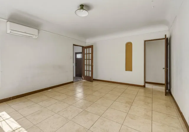 Photo 4 of Sale Pending at 613 Isleta Blvd SW, Albuquerque, NM 87105 | MLS# 1108613 | Listing updated on 2026-08-16