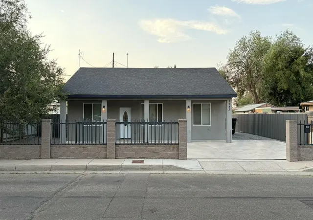 Photo 2 of Sale Pending at 3543 Ute Rd Nw, Albuquerque, NM 87105 | MLS# 1108620 | Listing updated on 2026-08-26