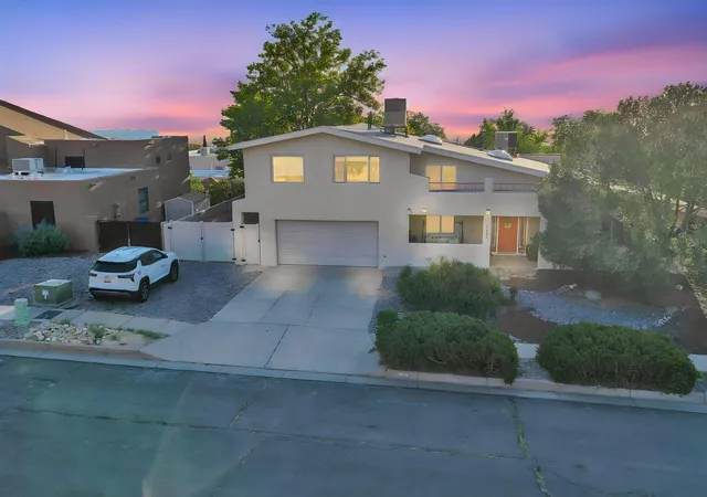 Photo 2 of Single family home for sale at 1805 Valdez Dr Ne, Albuquerque, NM 87112 | MLS# 1108617 | Listing updated on 2026-08-25