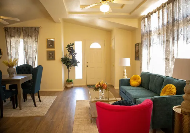 Photo 4 of Manufactured home for sale at 365 Buffalo Cir SE, Albuquerque, NM 87123 | MLS# 1108625 | Listing updated on 2026-08-27
