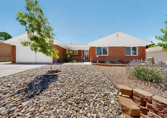 Photo 1 of Sale Pending at 11420 Manitoba Dr Ne, Albuquerque, NM 87111 | MLS# 1108645 | Listing updated on 2026-08-17