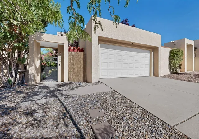Photo 2 of Sale Pending at 10401 Camino Del Oso Ne, Albuquerque, NM 87111 | MLS# 1108646 | Listing updated on 2026-08-21