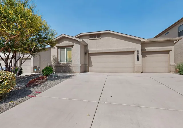 Photo 2 of Sale Pending at 1143 Grace St Ne, Rio Rancho, NM 87144 | MLS# 1108695 | Listing updated on 2026-08-27