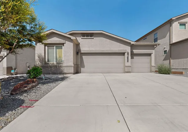 Photo 3 of Sale Pending at 1143 Grace St Ne, Rio Rancho, NM 87144 | MLS# 1108695 | Listing updated on 2026-08-27