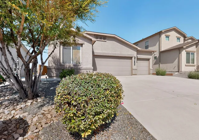 Photo 3 of Sale Pending at 1143 Grace St NE, Rio Rancho, NM 87144 | MLS# 1108695 | Listing updated on 2026-08-27