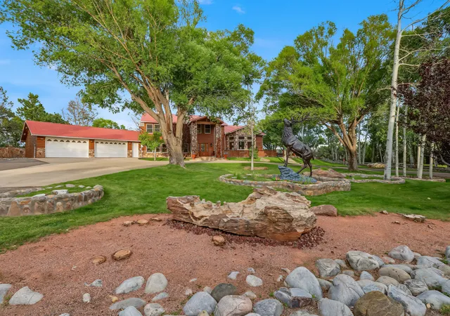 Photo 1 of Single family home for sale at 19 Double D Rd, Pecos, NM 87552 | MLS# 1108652 | Listing updated on 2026-08-11