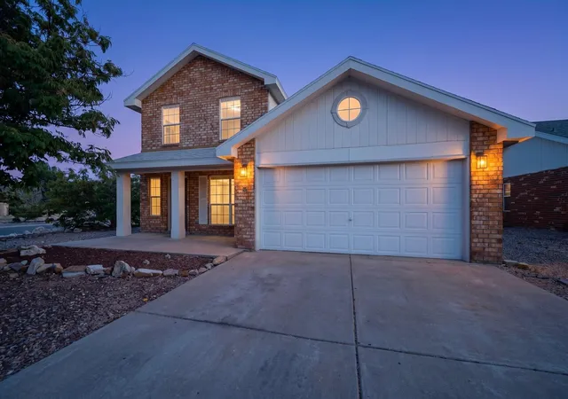 Photo 1 of Single family home for sale at 16 Cliffrose Trl, Los Lunas, NM 87031 | MLS# 1108706 | Listing updated on 2026-09-01