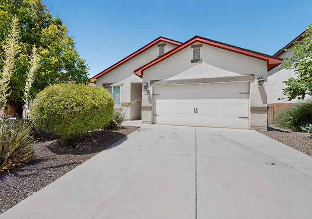 Photo 2 of Single family home for sale at 1009 El Paseo St Nw, Rio Rancho, NM 87144 | MLS# 1108778 | Listing updated on 2026-10-02