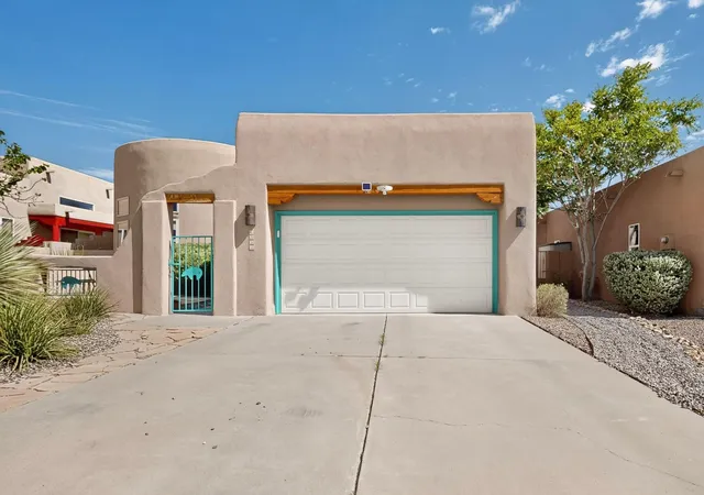 Photo 1 of Sale Pending at 6333 Santo Domingo St Nw, Albuquerque, NM 87120 | MLS# 1108784 | Listing updated on 2026-08-09
