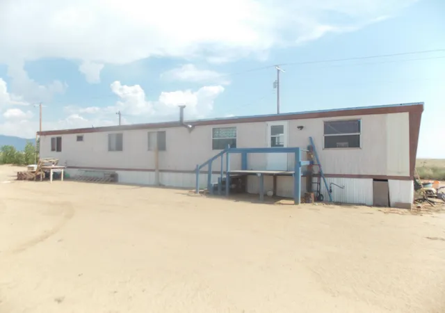 Manufactured home for sale at 442 Meadowlake Rd, Los Lunas, NM 87031 | MLS# 1108799