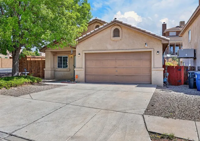 Photo 4 of Single family home for sale at 4427 Barrett Ave NW, Albuquerque, NM 87114 | MLS# 1108808 | Listing updated on 2026-08-21
