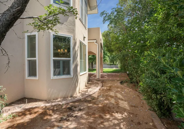 Photo 46 of Sale Pending at 8900 Corona Ave Ne, Albuquerque, NM 87122 | MLS# 1108882 | Listing updated on 2026-08-17